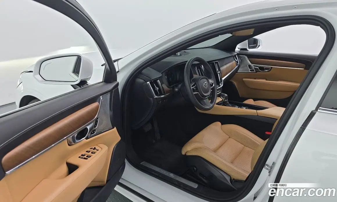 Volvo S90 2019 2.0 автомат (гидро), фото 13 Volvo S90 2019 2.0 автомат (гидро), фото 13