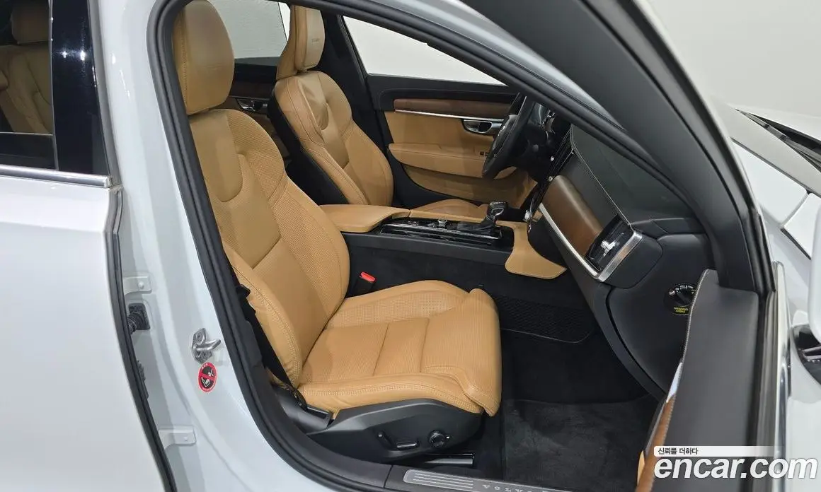 Volvo S90 2019 2.0 автомат (гидро), фото 16 Volvo S90 2019 2.0 автомат (гидро), фото 16