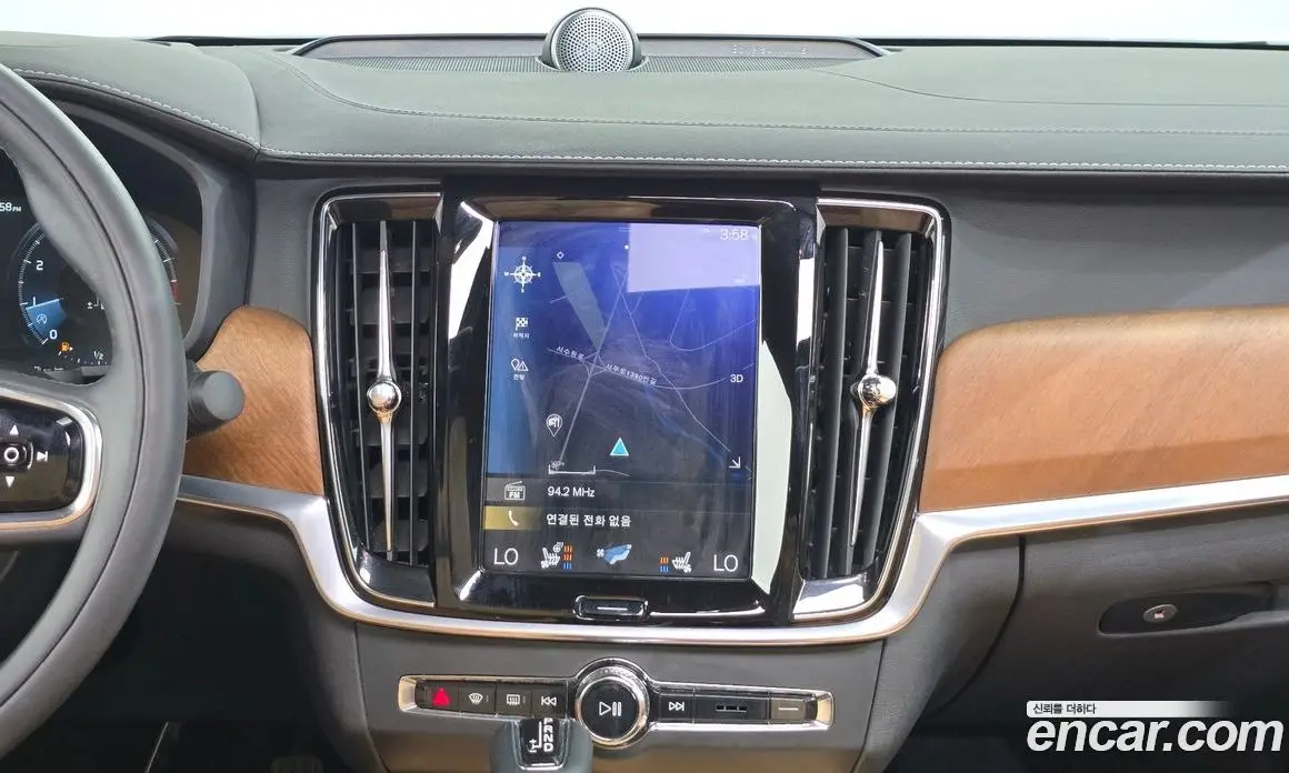 Volvo S90 2019 2.0 автомат (гидро), фото 19 Volvo S90 2019 2.0 автомат (гидро), фото 19