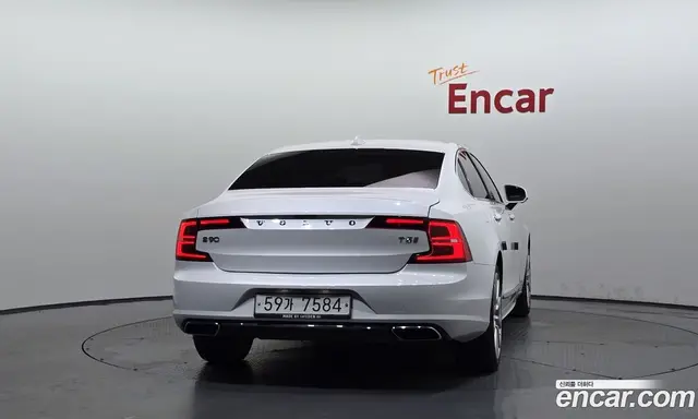 Volvo S90 2019 2.0 автомат (гидро), миниатюра 4 Volvo S90 2019 2.0 автомат (гидро), миниатюра 4