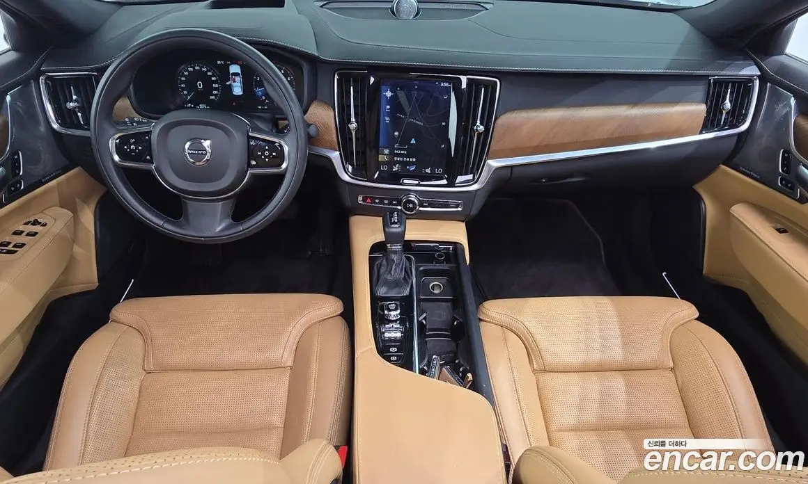 Volvo S90 2019 2.0 автомат (гидро), фото 10 Volvo S90 2019 2.0 автомат (гидро), фото 10