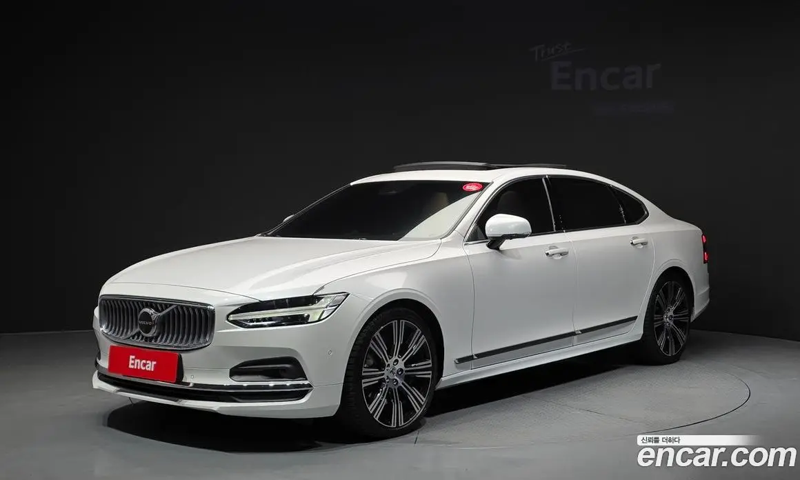 Volvo S90 2023 2.0 автомат (гидро), фото 1 Volvo S90 2023 2.0 автомат (гидро), фото 1