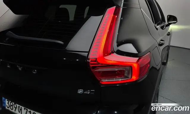 Volvo XC40 2020 2.0 автомат (гидро), миниатюра 9 Volvo XC40 2020 2.0 автомат (гидро), миниатюра 9