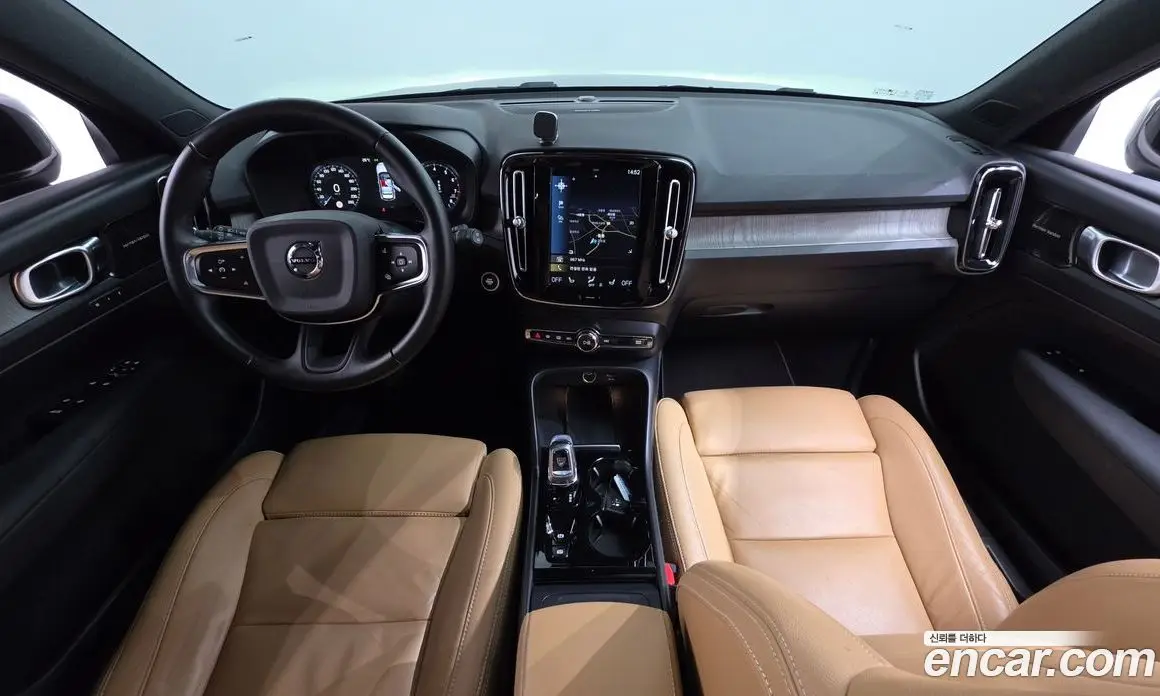 Volvo XC40 2020 2.0 автомат (гидро), фото 10 Volvo XC40 2020 2.0 автомат (гидро), фото 10
