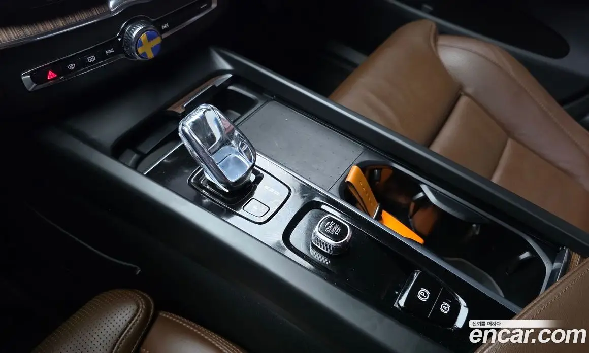Volvo XC60 2022 2.0 автомат (гидро), фото 12 Volvo XC60 2022 2.0 автомат (гидро), фото 12