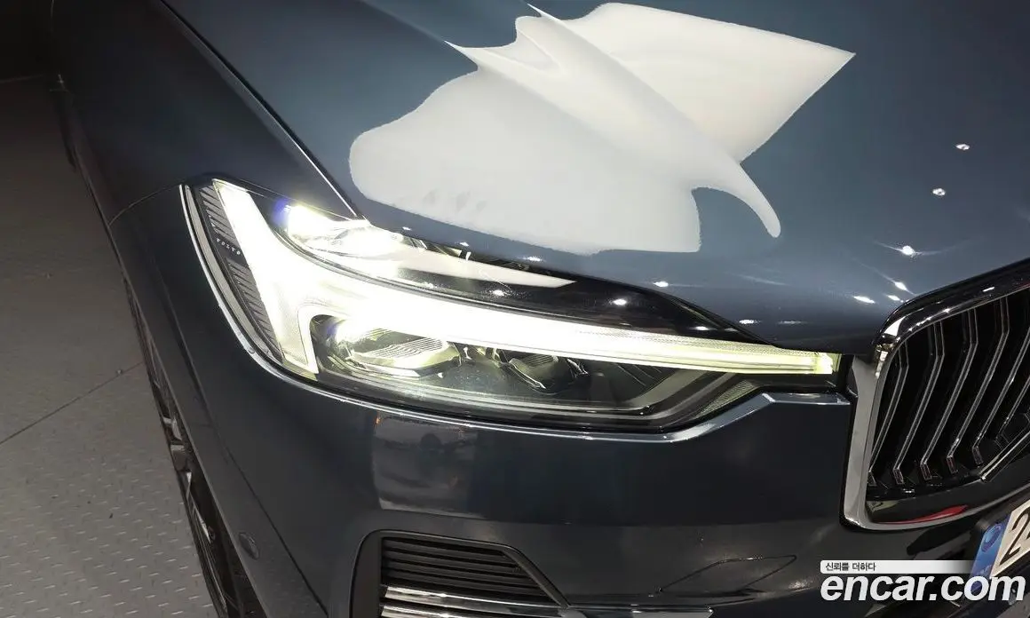 Volvo XC60 2022 2.0 автомат (гидро), фото 8 Volvo XC60 2022 2.0 автомат (гидро), фото 8