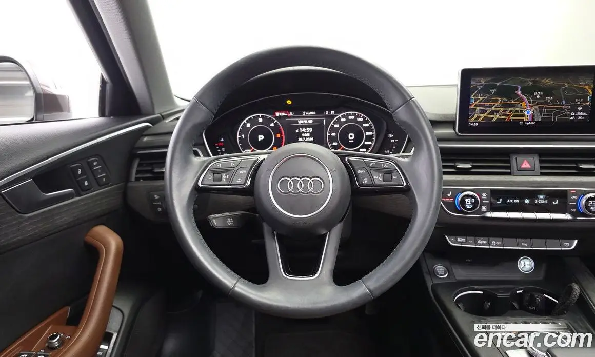 Audi A4 2018 2.0 автомат (гидро), фото 19