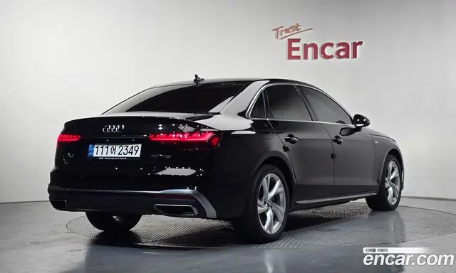 Audi A4, 2021, 15 413 км
