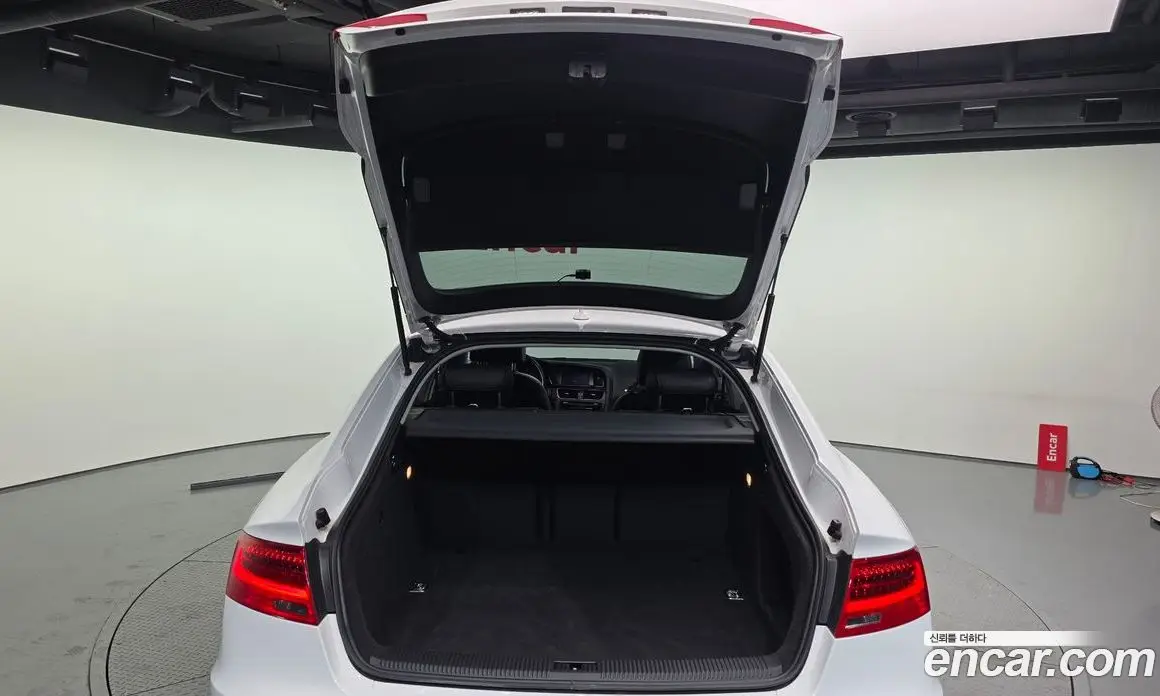 Audi A5 2015 2.0 автомат (гидро), фото 20 Audi A5 2015 2.0 автомат (гидро), фото 20