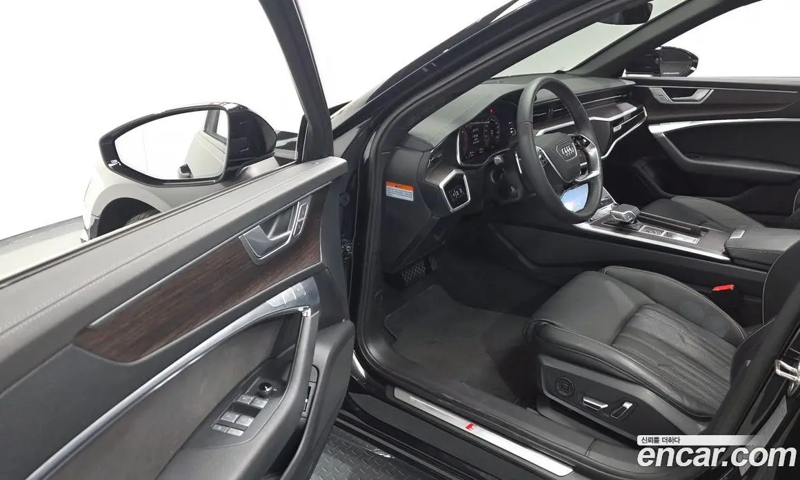 Audi A6 2025 2.0 автомат (гидро), фото 13