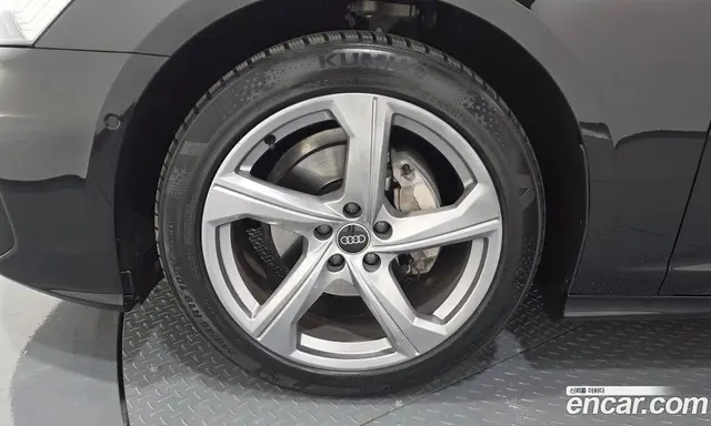 Audi A6 2025 2.0 автомат (гидро), миниатюра 5
