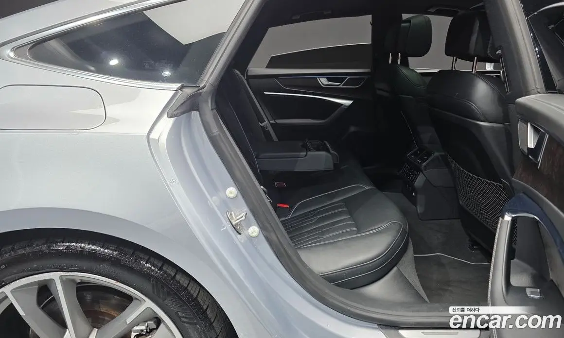 Audi A7 2021 3.0 автомат (гидро), фото 17 Audi A7 2021 3.0 автомат (гидро), фото 17