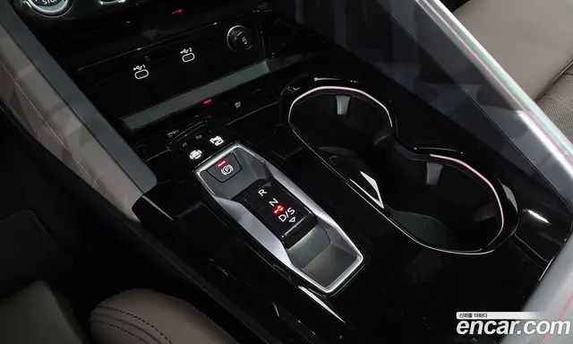 Audi Q5 2025 2.0 автомат (гидро), миниатюра 12