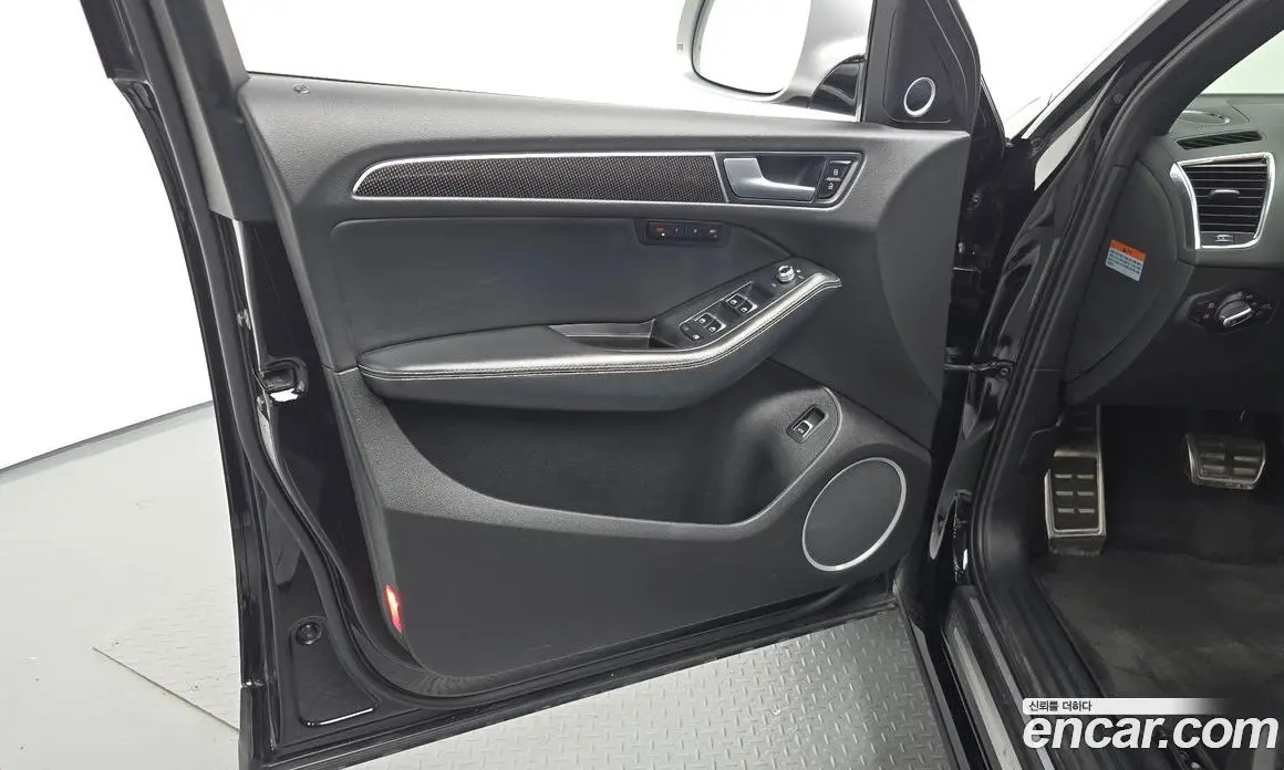 Audi SQ5 2015 3.0 автомат (гидро), фото 13