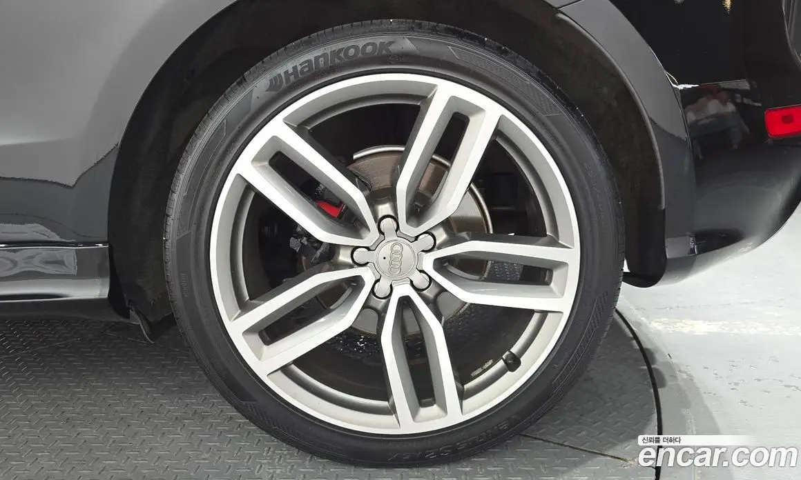 Audi SQ5 2015 3.0 автомат (гидро), фото 6