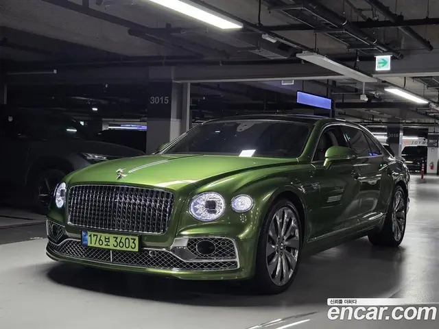 Bentley Flying Spur, 2022, 29 250 км