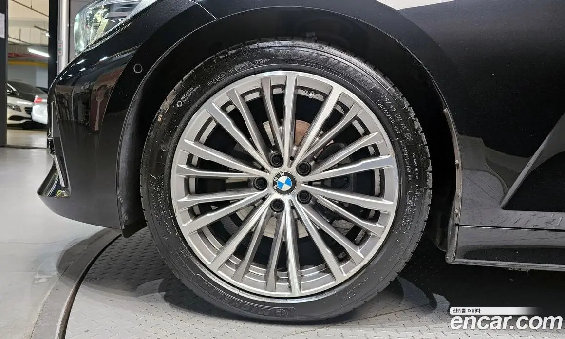 BMW 3 серия 2022 2.0 автомат (гидро), фото 5