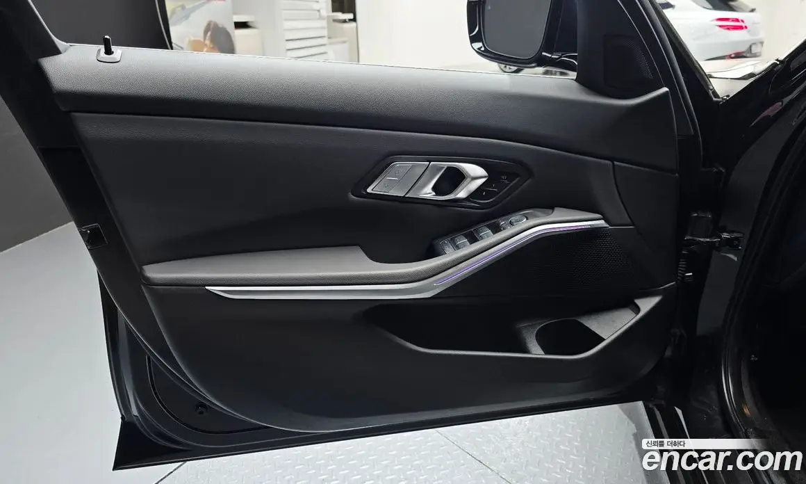 BMW 3 серия 2022 2.0 автомат (гидро), фото 14