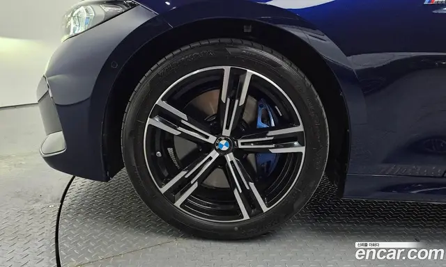 BMW 3 серия 2025 2.0 автомат (гидро), миниатюра 4 BMW 3 серия 2025 2.0 автомат (гидро), миниатюра 4