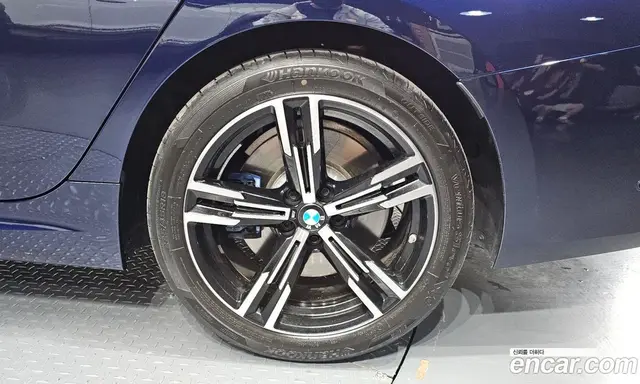 BMW 3 серия 2025 2.0 автомат (гидро), миниатюра 6 BMW 3 серия 2025 2.0 автомат (гидро), миниатюра 6