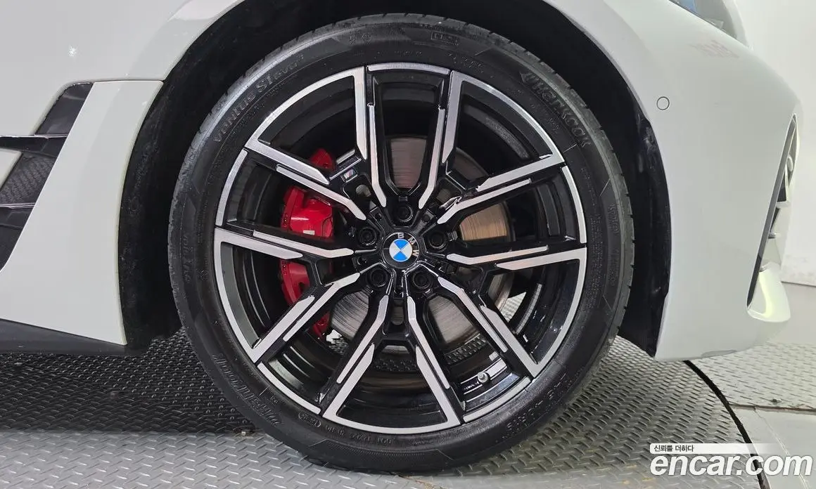 BMW 4 серия 2025 2.0 автомат (гидро), фото 5