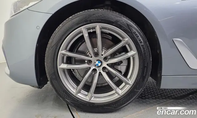 BMW 5 серия 2018 2.0 автомат (гидро), миниатюра 5