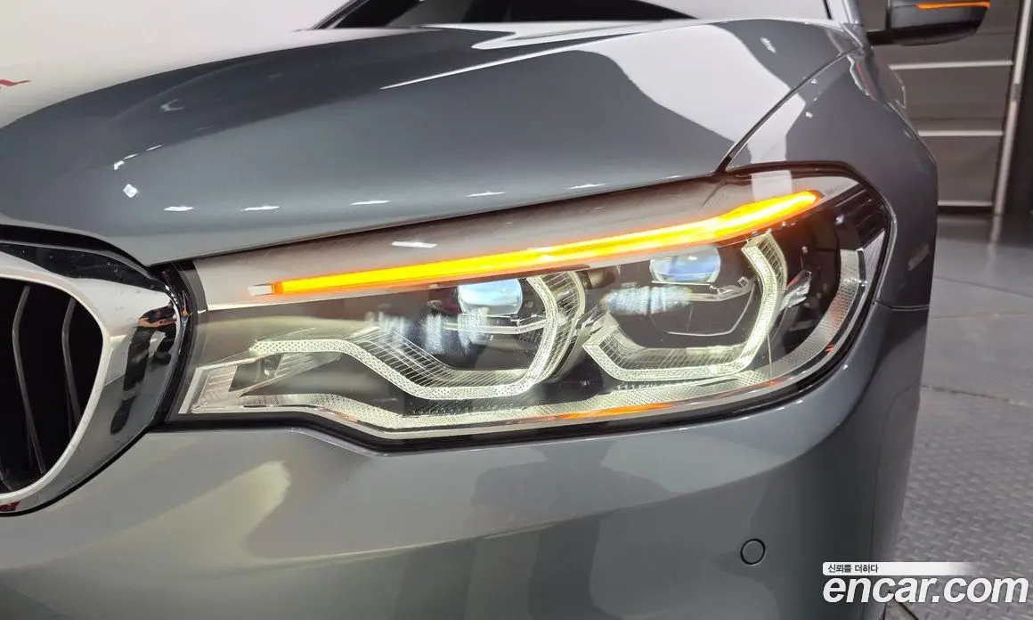 BMW 5 серия 2018 2.0 автомат (гидро), фото 8