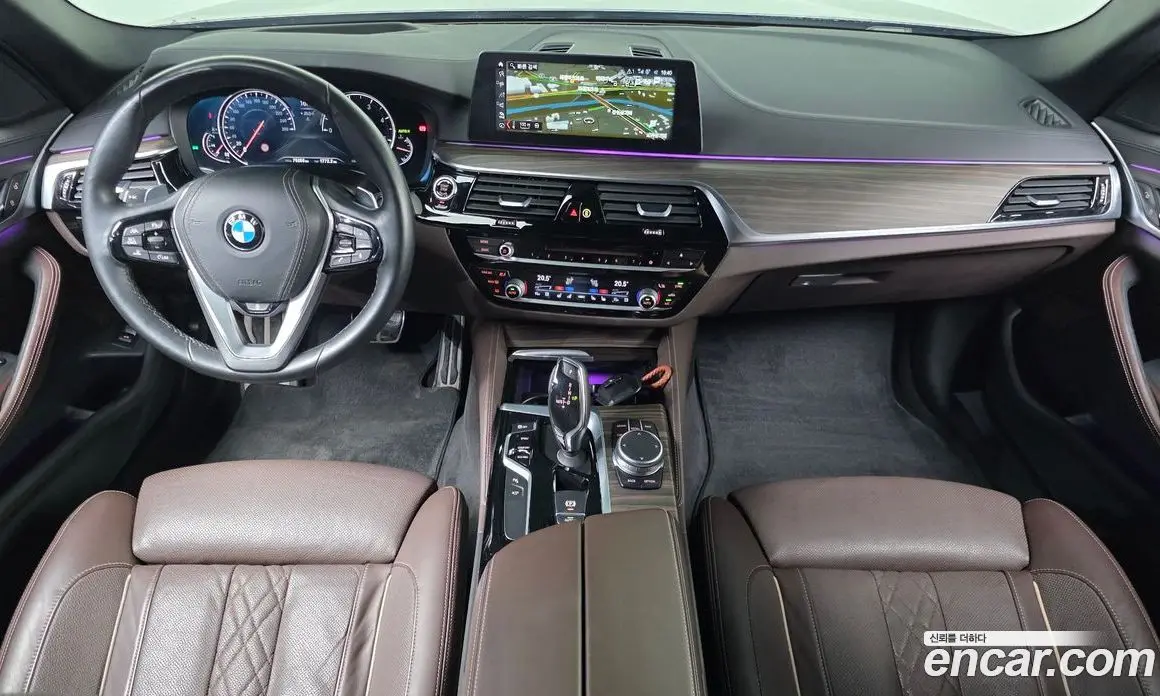 BMW 5 серия 2018 2.0 автомат (гидро), фото 10