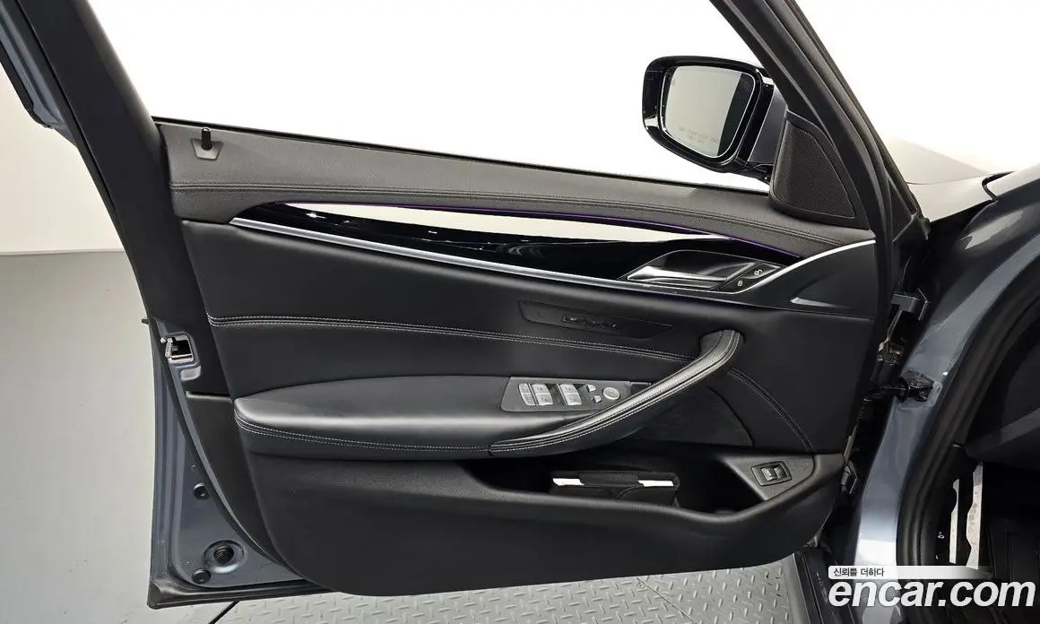 BMW 5 серия 2019 2.0 автомат (гидро), фото 14 BMW 5 серия 2019 2.0 автомат (гидро), фото 14