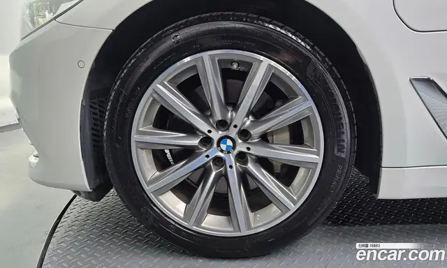 BMW 5 серия 2020 2.0 автомат (гидро), миниатюра 4 BMW 5 серия 2020 2.0 автомат (гидро), миниатюра 4