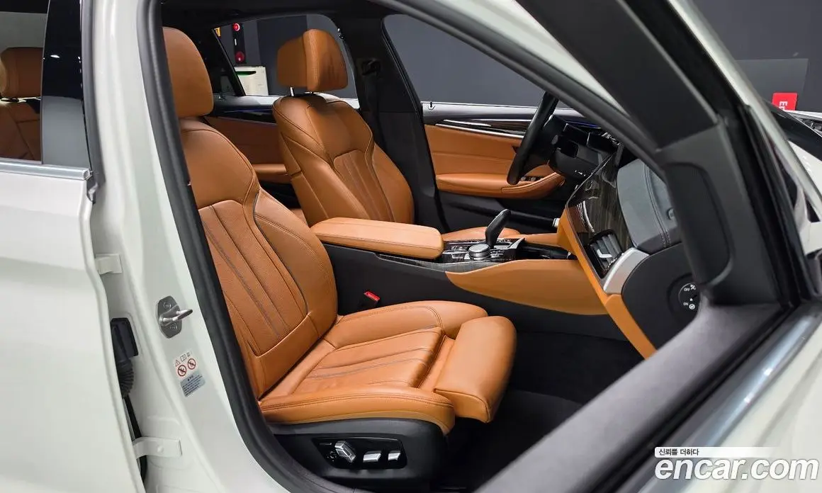 BMW 5 серия 2021 2.0 автомат (гидро), фото 15 BMW 5 серия 2021 2.0 автомат (гидро), фото 15