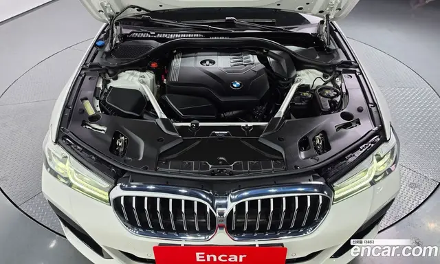 BMW 5 серия 2021 2.0 автомат (гидро), миниатюра 5 BMW 5 серия 2021 2.0 автомат (гидро), миниатюра 5