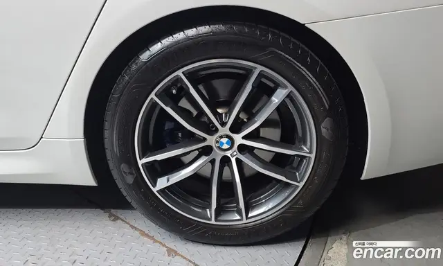 BMW 5 серия 2023 2.0 автомат (гидро), миниатюра 7