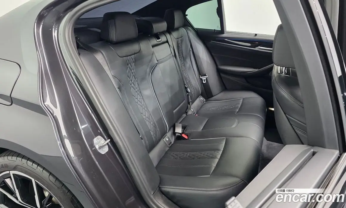 BMW 5 серия 2023 2.0 автомат (гидро), фото 16 BMW 5 серия 2023 2.0 автомат (гидро), фото 16