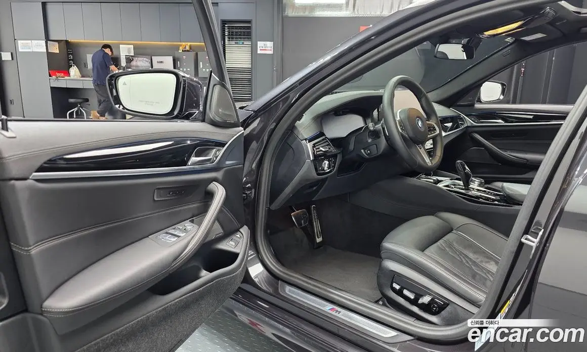 BMW 5 серия 2023 2.0 автомат (гидро), фото 17 BMW 5 серия 2023 2.0 автомат (гидро), фото 17