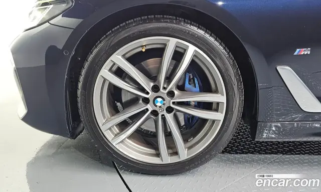 BMW 5 серия 2023 2.0 автомат (гидро), миниатюра 4 BMW 5 серия 2023 2.0 автомат (гидро), миниатюра 4