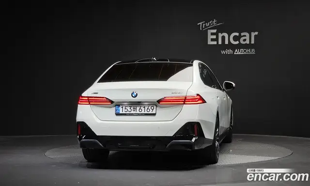 BMW 5 серия 2024 2.0 автомат (гидро), миниатюра 3