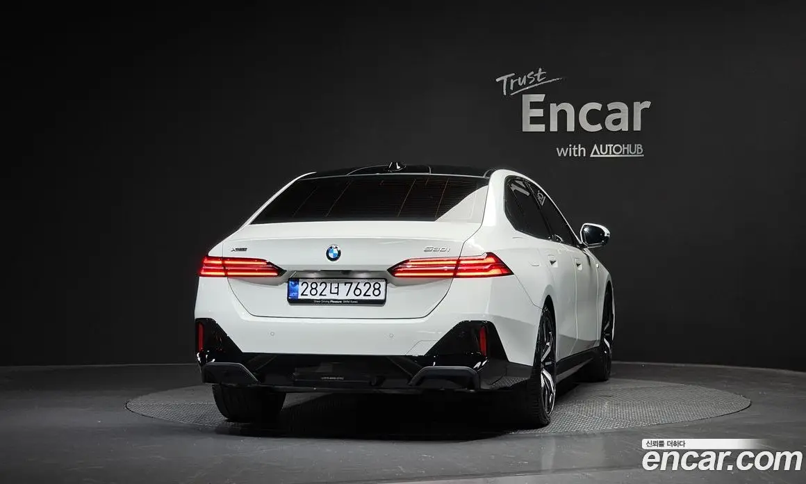 BMW 5 серия 2025 2.0 автомат (гидро), фото 4