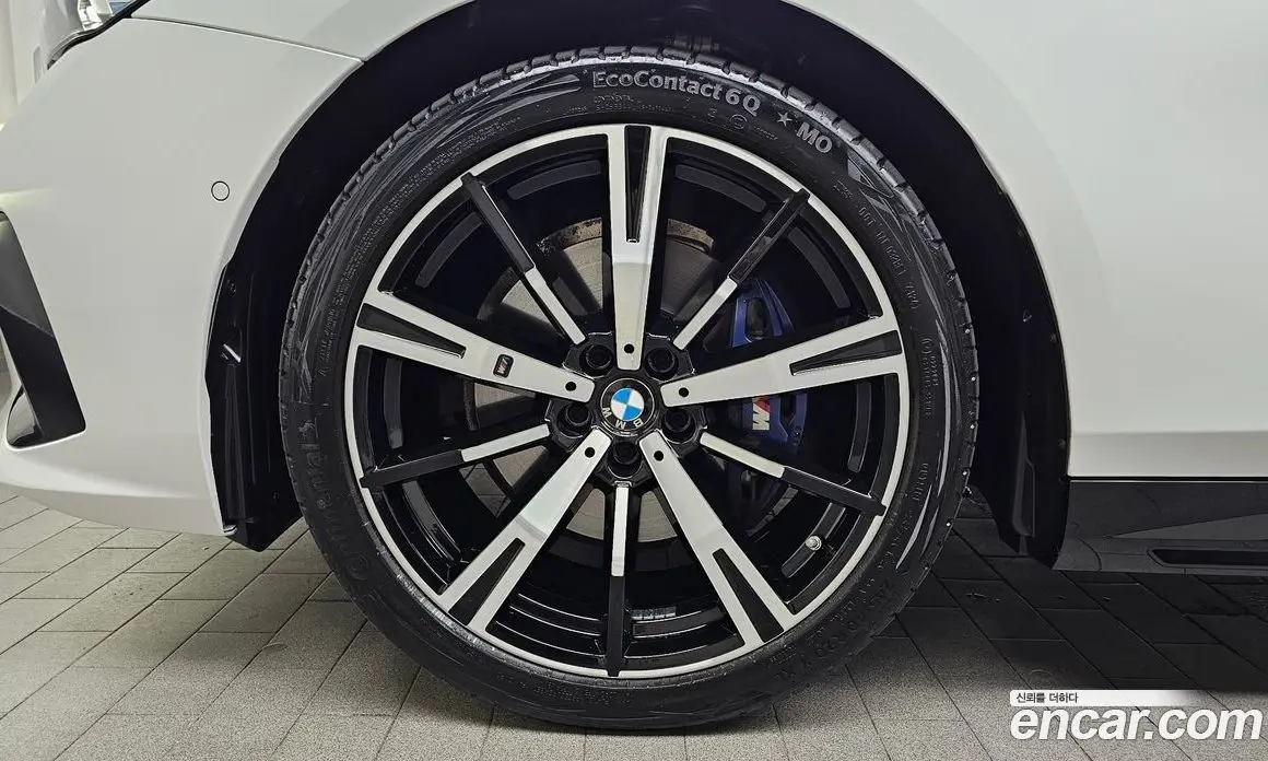 BMW 5 серия 2025 2.0 автомат (гидро), фото 5