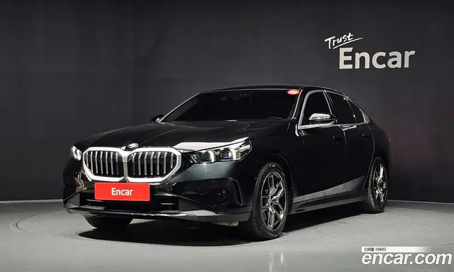 BMW 5 серия, 2025, 15 081 км