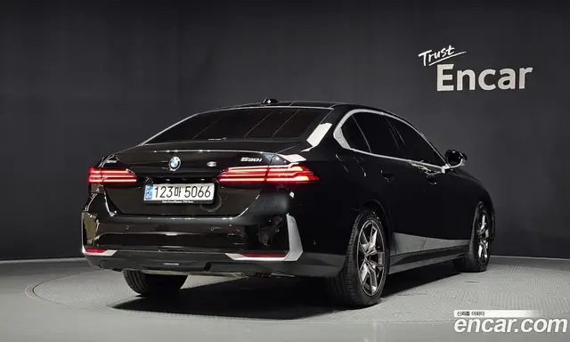 BMW 5 серия 2025 2.0 автомат (гидро), миниатюра 2 BMW 5 серия 2025 2.0 автомат (гидро), миниатюра 2