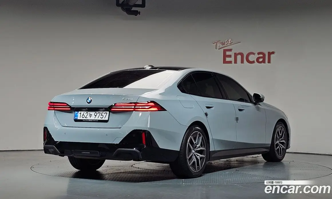BMW 5 серия 2025 2.0 автомат (гидро), фото 1 BMW 5 серия 2025 2.0 автомат (гидро), фото 1