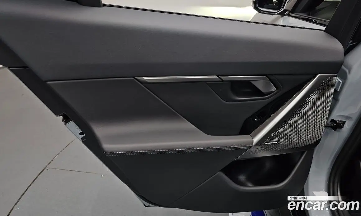 BMW 5 серия 2025 2.0 автомат (гидро), фото 14 BMW 5 серия 2025 2.0 автомат (гидро), фото 14