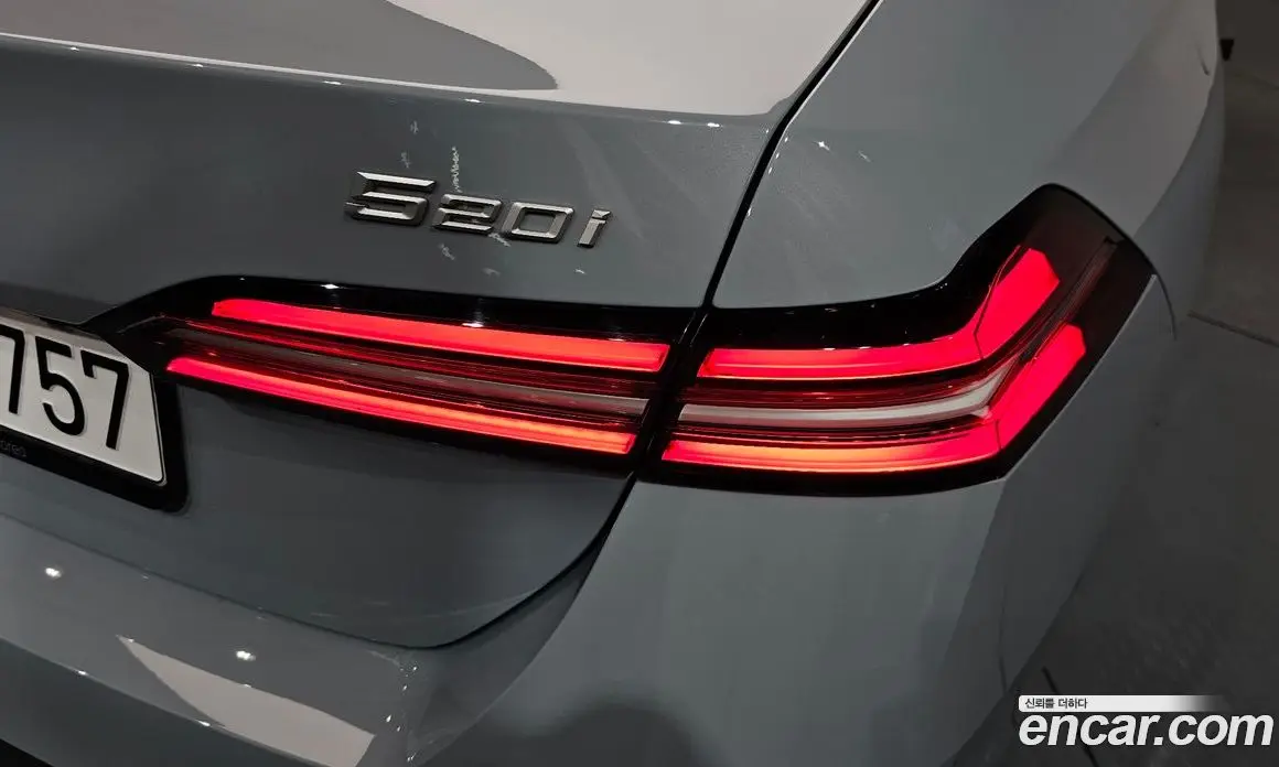 BMW 5 серия 2025 2.0 автомат (гидро), фото 8 BMW 5 серия 2025 2.0 автомат (гидро), фото 8