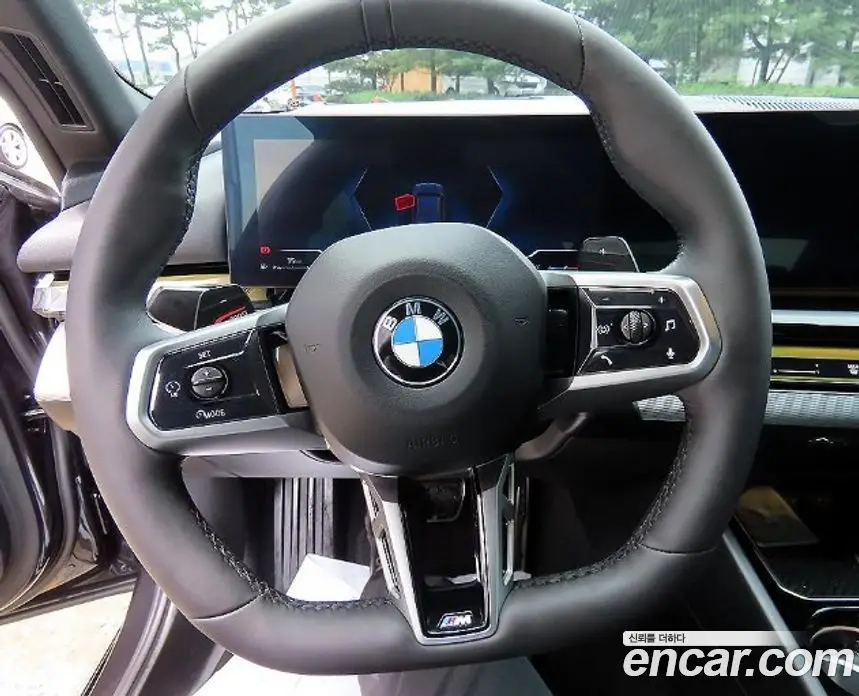BMW 5 серия 2025 2.0 автомат (гидро), фото 9