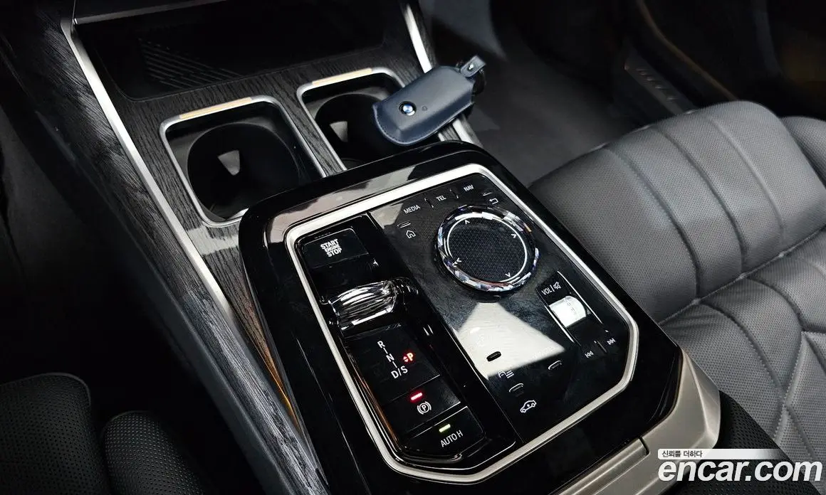 BMW 7 серия 2026 3.0 автомат (гидро), фото 11 BMW 7 серия 2026 3.0 автомат (гидро), фото 11