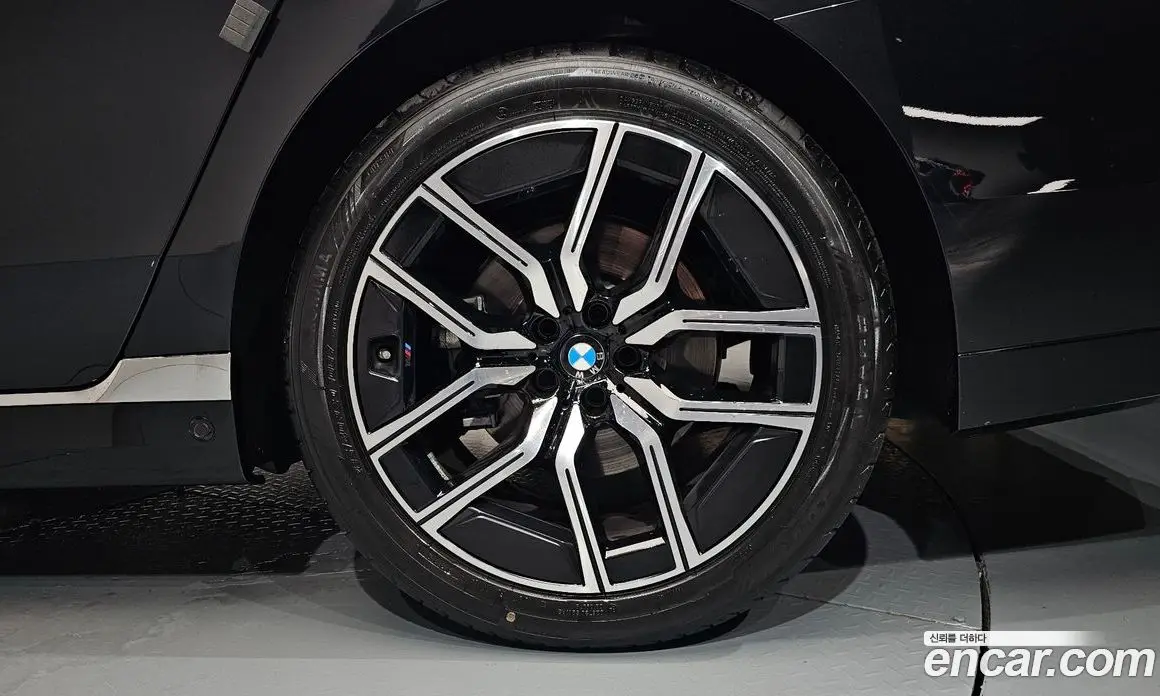 BMW 7 серия 2026 3.0 автомат (гидро), фото 6 BMW 7 серия 2026 3.0 автомат (гидро), фото 6