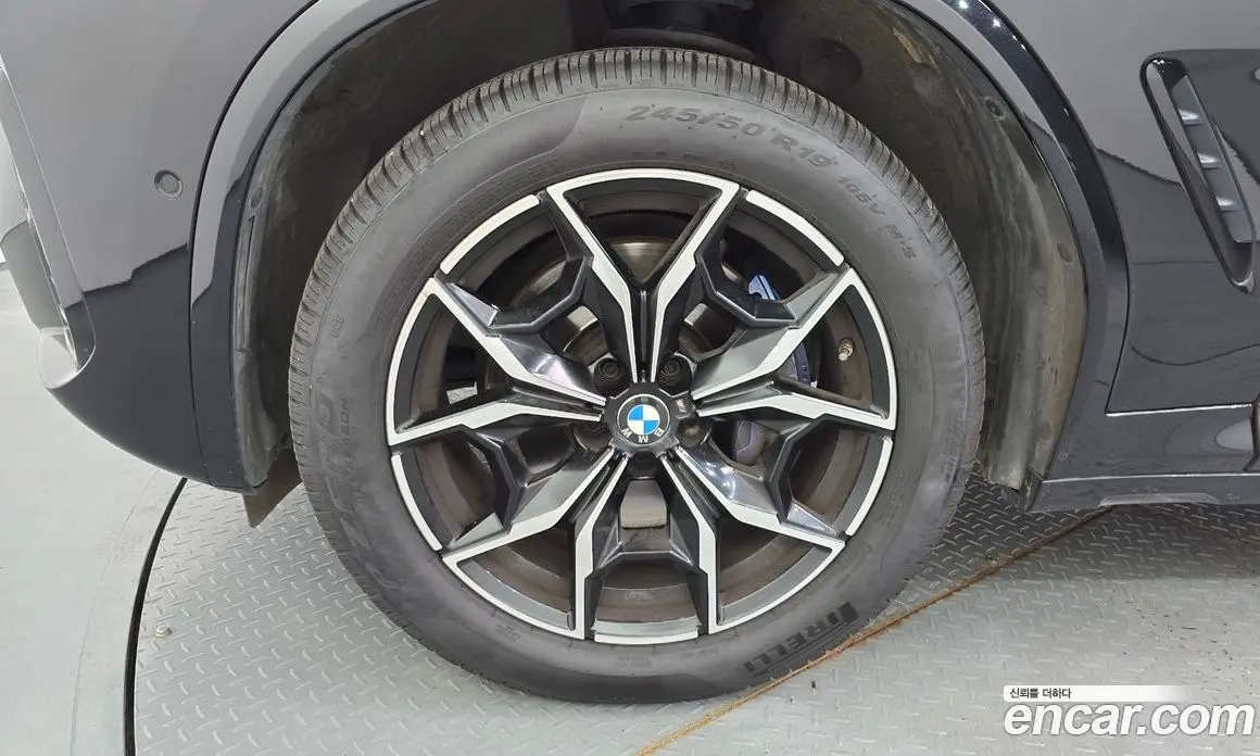 BMW X4 2023 2.0 автомат (гидро), фото 5 BMW X4 2023 2.0 автомат (гидро), фото 5