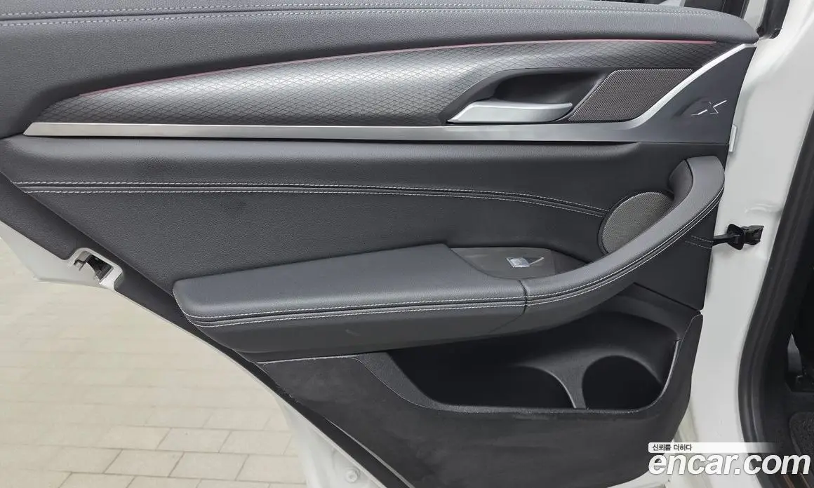 BMW X4 2025 2.0 автомат (гидро), фото 15