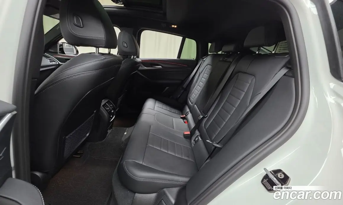 BMW X4 2025 2.0 автомат (гидро), фото 18